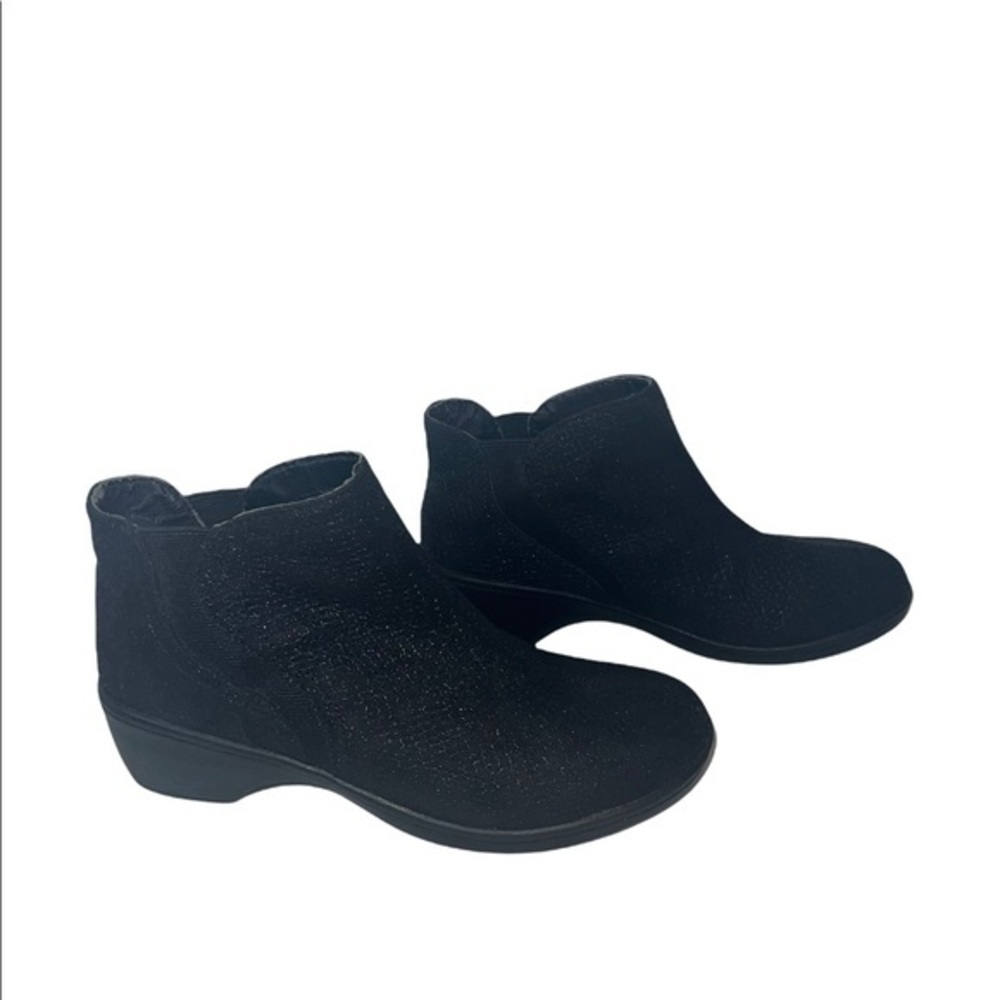 Skechers Flexibles memory foam leather snakeprint boots size 7.5 Skechers Shoes